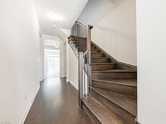 4th image of 291 Raymond Rd