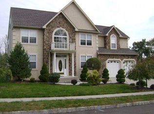 50 Magnolia Ct, Feasterville, PA 19053
