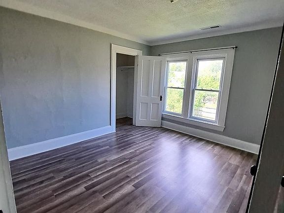 2nd image of 1603 1/2 Woodward Ave