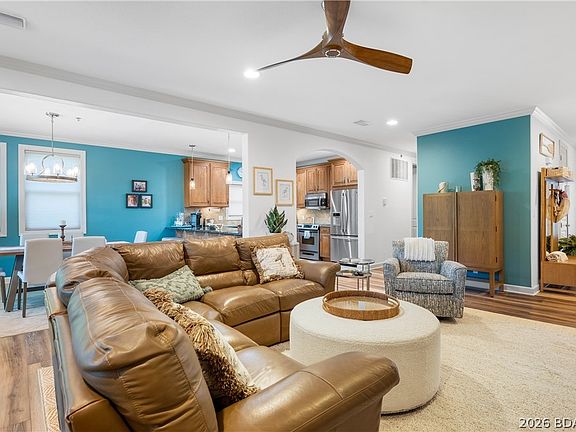 3rd image of 5320 Mystic Bay Dr Unit 105