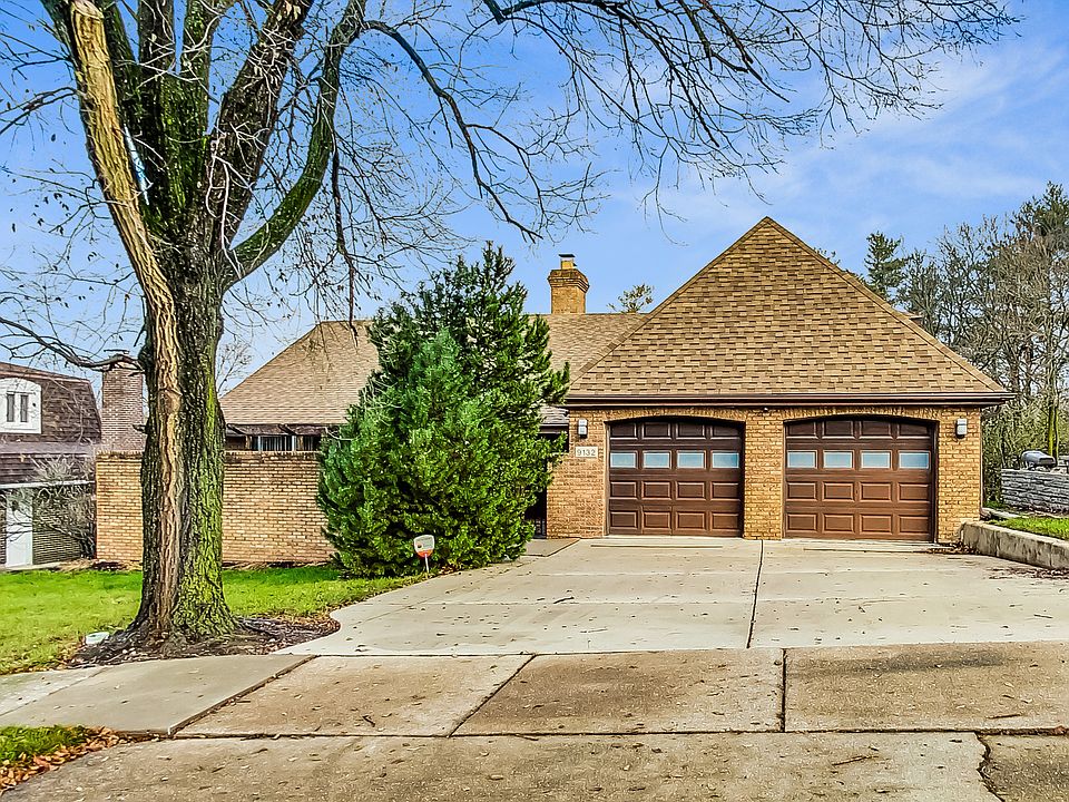 1st image of 9132 Stratford Ln