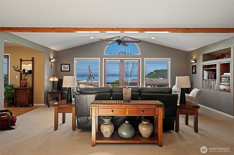 4th image of 8189 Whidbey Drive