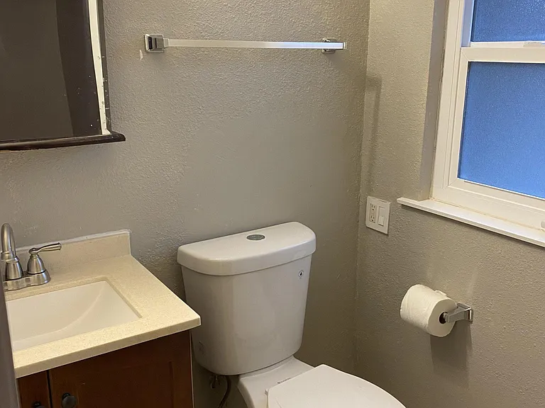 4241 Stanley Ave — Photo 15