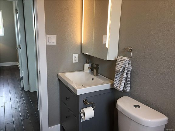 5th image of 1304 N Winona Court Gar #1