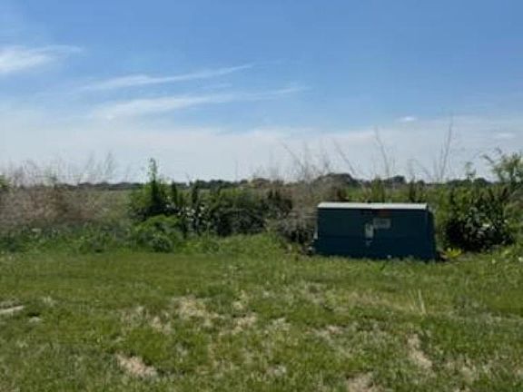 2nd image of 3651 Flatwater Dr