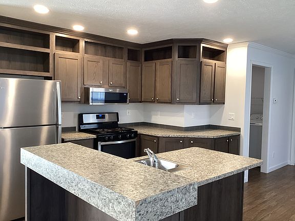 2nd image of 2929 Bane Berry St #598