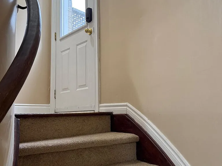 7275 Village Walk — Photo 3
