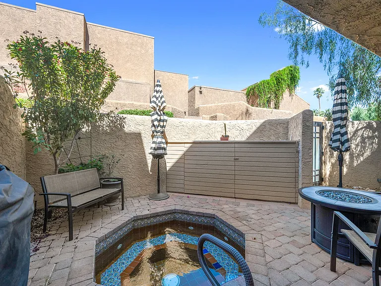 73421 Foxtail Ln — Photo 36