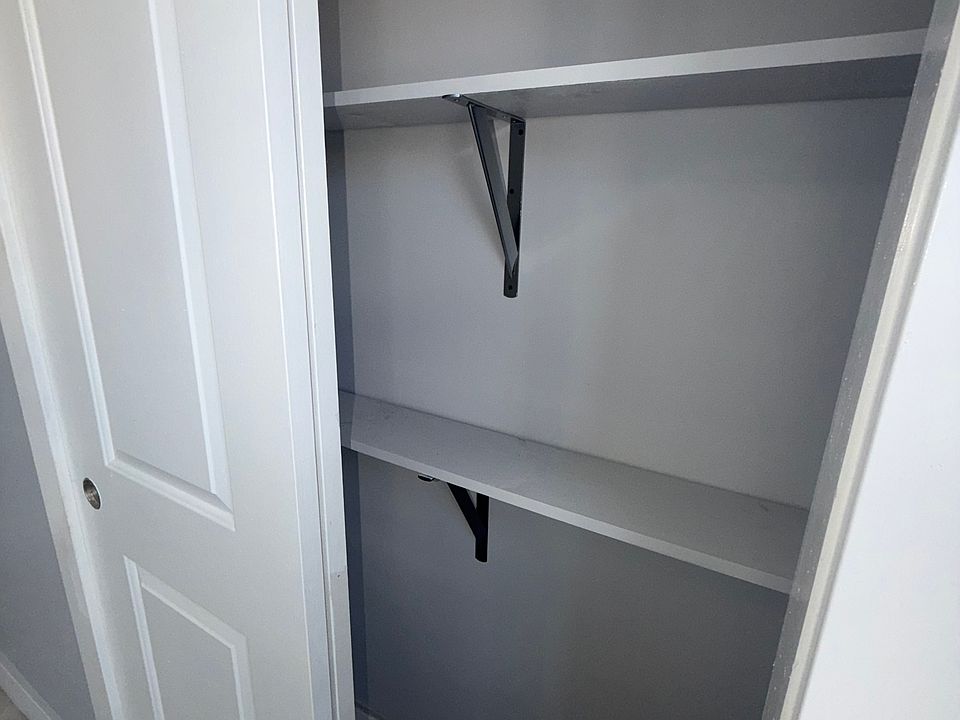 1st image of 69 Lincoln St #2R