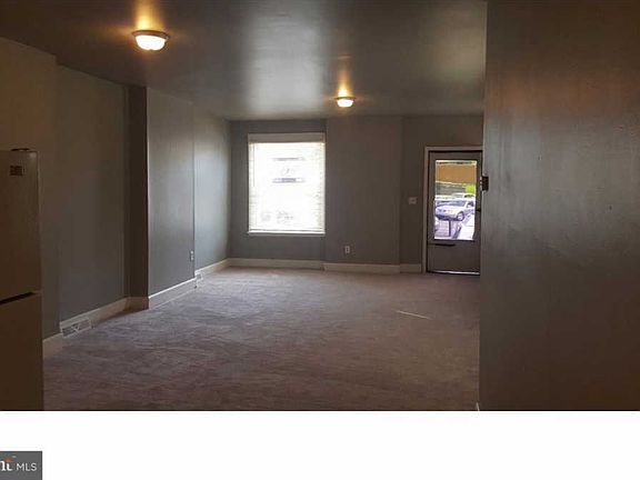 5th image of 924 Maryland Ave