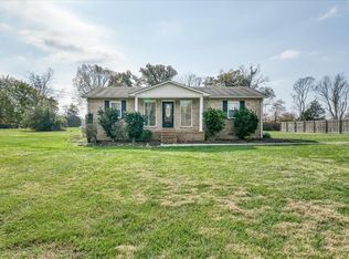 945 Cindy Dr, Cookeville, TN 38506
