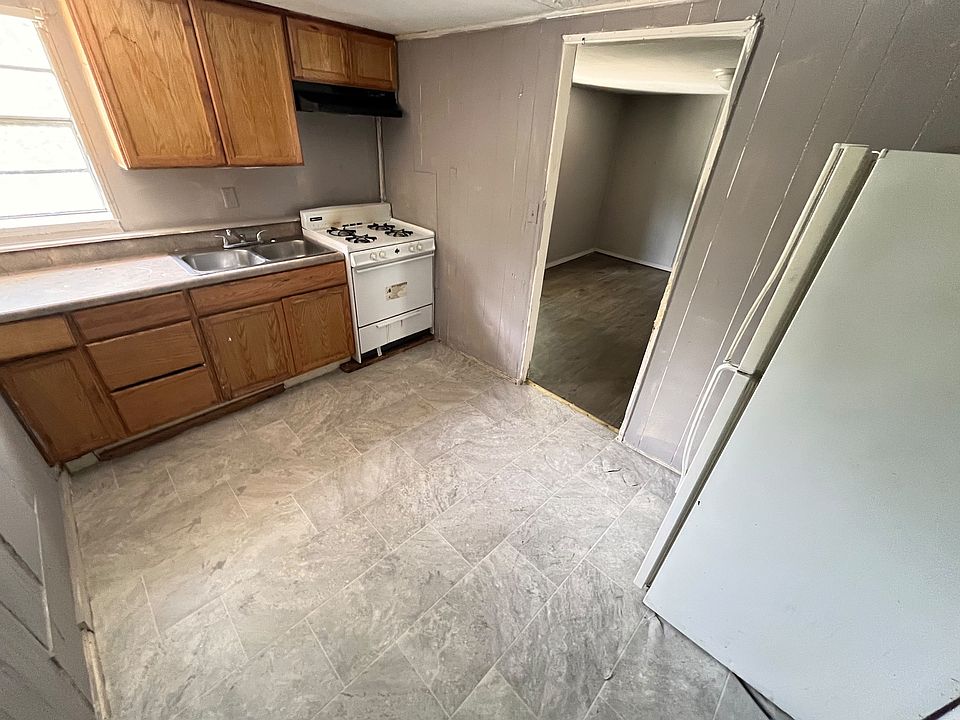 1st image of 630 Morgan St NW #C