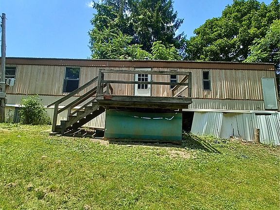 2nd image of 165 Hutter Ave