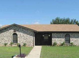 7516 Meadowbrook Dr, Watauga, TX 76148