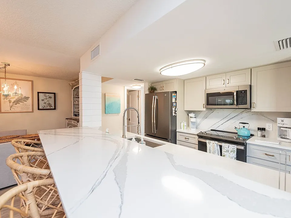 401 Seaport Blvd