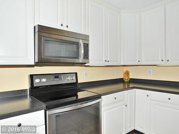 4th image of 5279 Ballycastle Cir