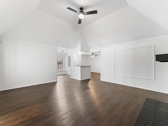4th image of 1030 Whitewater Trl