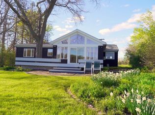 127 Mill Ln, Amherst, MA 01002