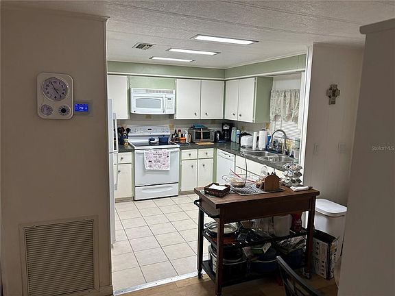 4th image of 3438 BANBERRY CIRCLE #1790