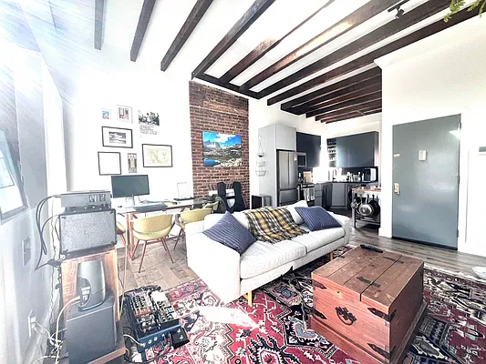 Rented by Nolita Group | media 1