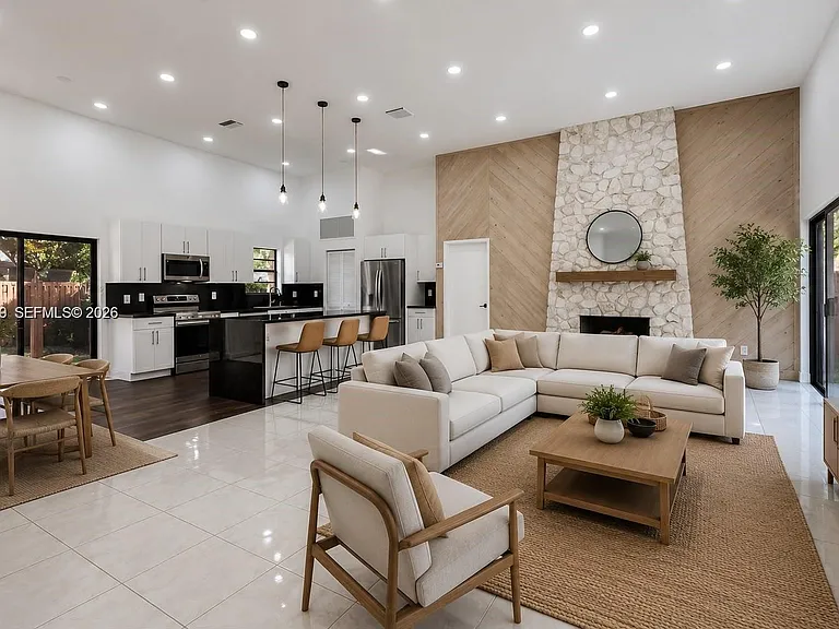 601 Leslie Dr #0 — Photo 7