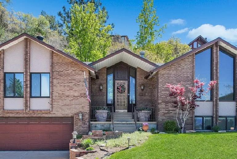 412 Canyon Estates Cir — Photo 1