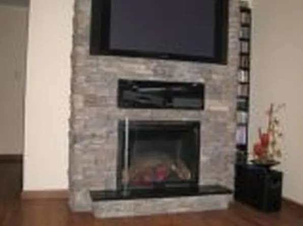 2800 Coyle Street image 1 of 5