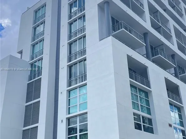 350 NE 24th St APT 404, Miami, FL 33137
