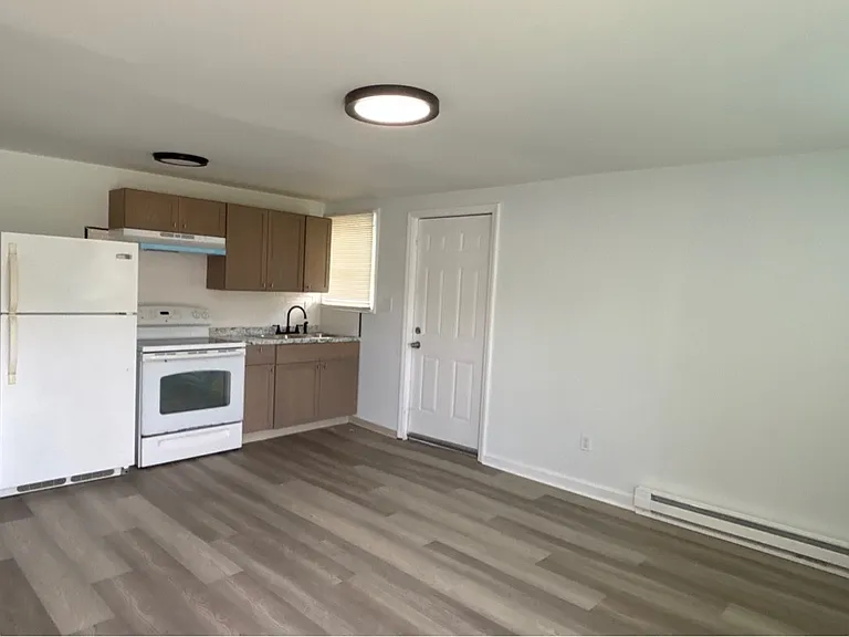 2212 Murchison Rd — Photo 7