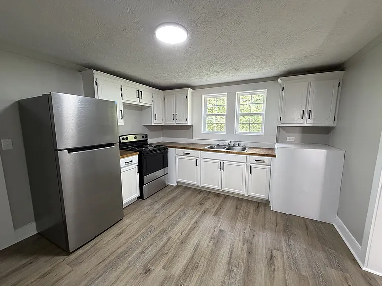 483 Purdy Rd — Photo 6