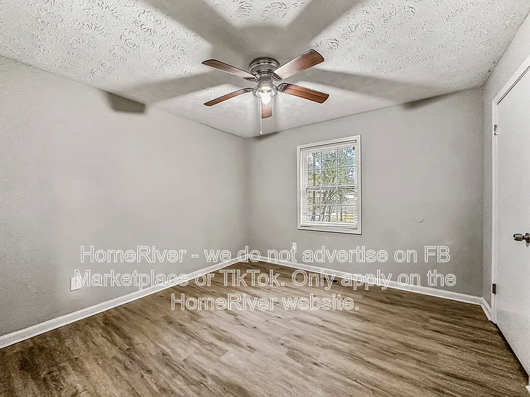 4187 Clearview Dr — Photo 13