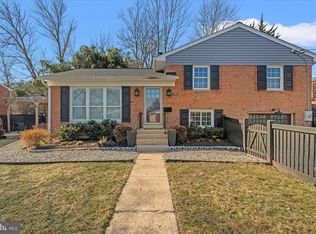 2800 Hickory St, Alexandria, VA 22305