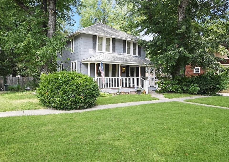 1st image of 322 Arch St