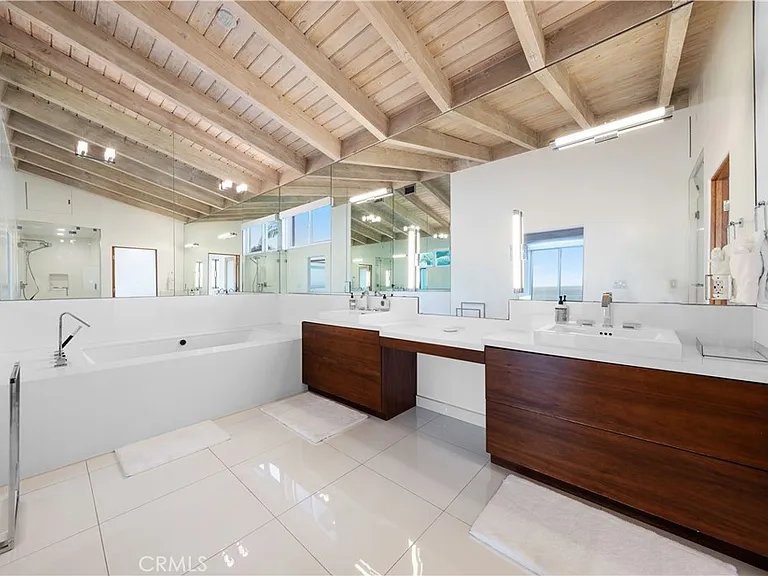 31654 Broad Beach Rd — Photo 29