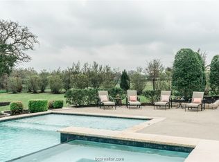 3316 Sycamore Trl, Bryan, TX 77807