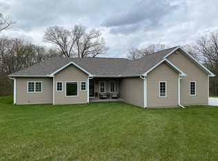 10000 N 1400th Rd, Macomb, IL 61455