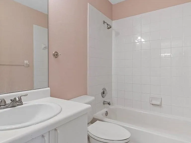 1186 SW 44th Ave — Photo 83