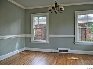 2245 Sharon Rd, Charlotte, NC 28207