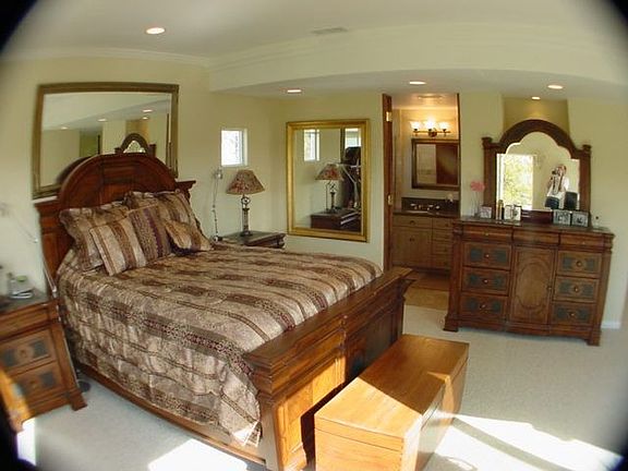 master bed over golf course