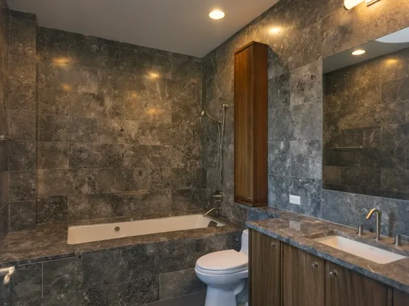 205 East 59th Street image 8 of 15