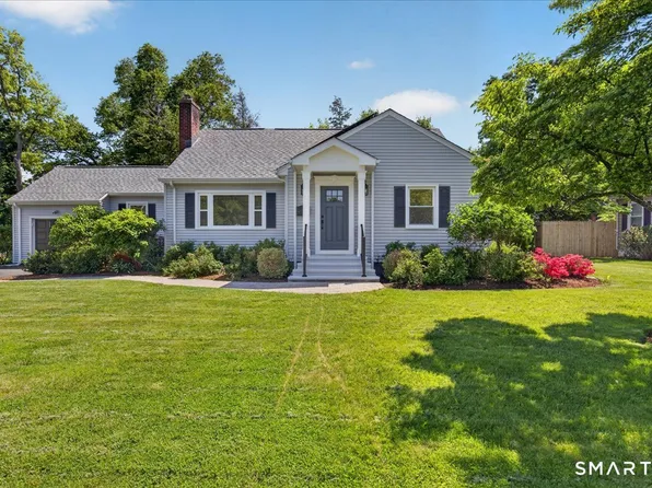 84 Jesswig Drive, Hamden, CT 06517