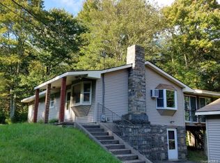 282 Van Tuyl Rd, Barryville, NY 12719