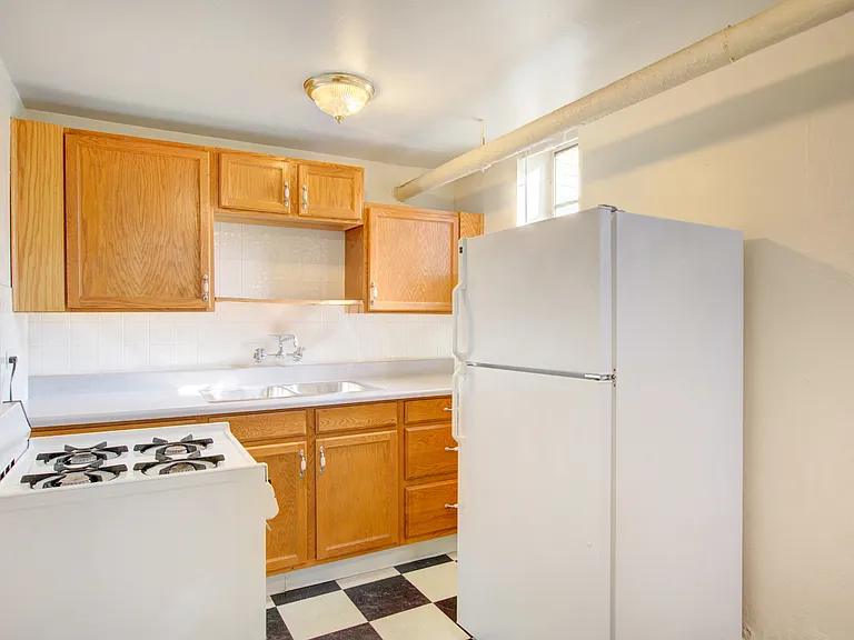 Elegante Apartments — Photo 19
