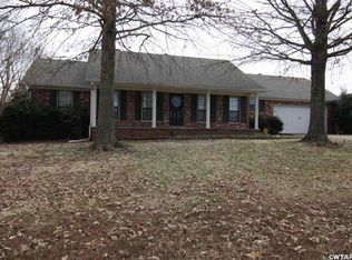 10 Running Brook Cv, Jackson, TN 38305