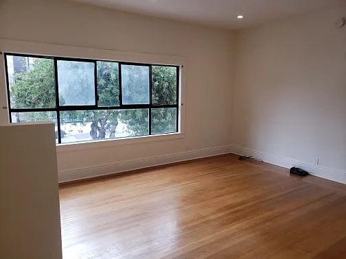 Studio, $2,850 — Photo 1