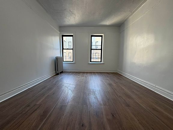 5th image of 564 Audubon Ave APT 6C