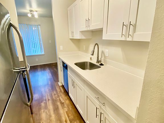 5th image of 6511 Rainier Ave S APT 102