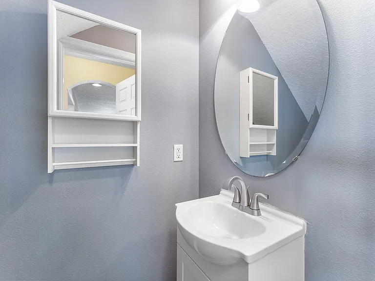 15321 Harrowgate Way — Photo 10