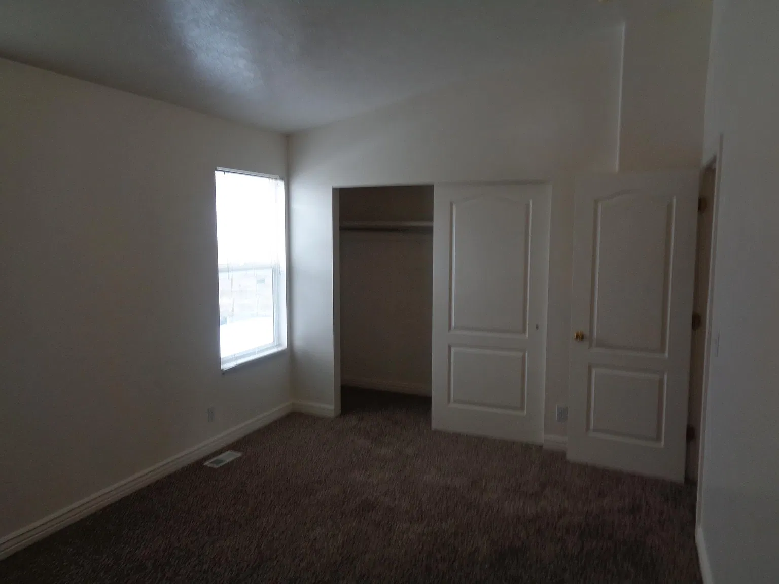 2 bed, 1700 sqft, $1,395 — Photo 4