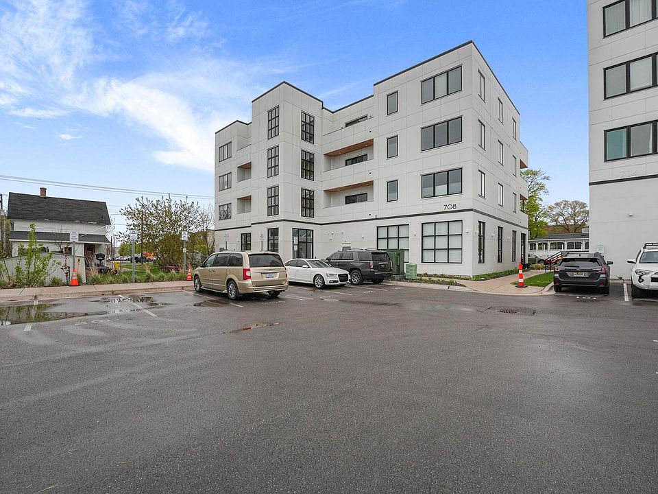 1st image of 708 Randolph St #309